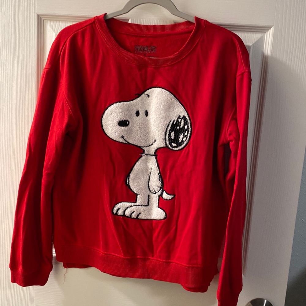Peanuts Snoopy sweatshirt